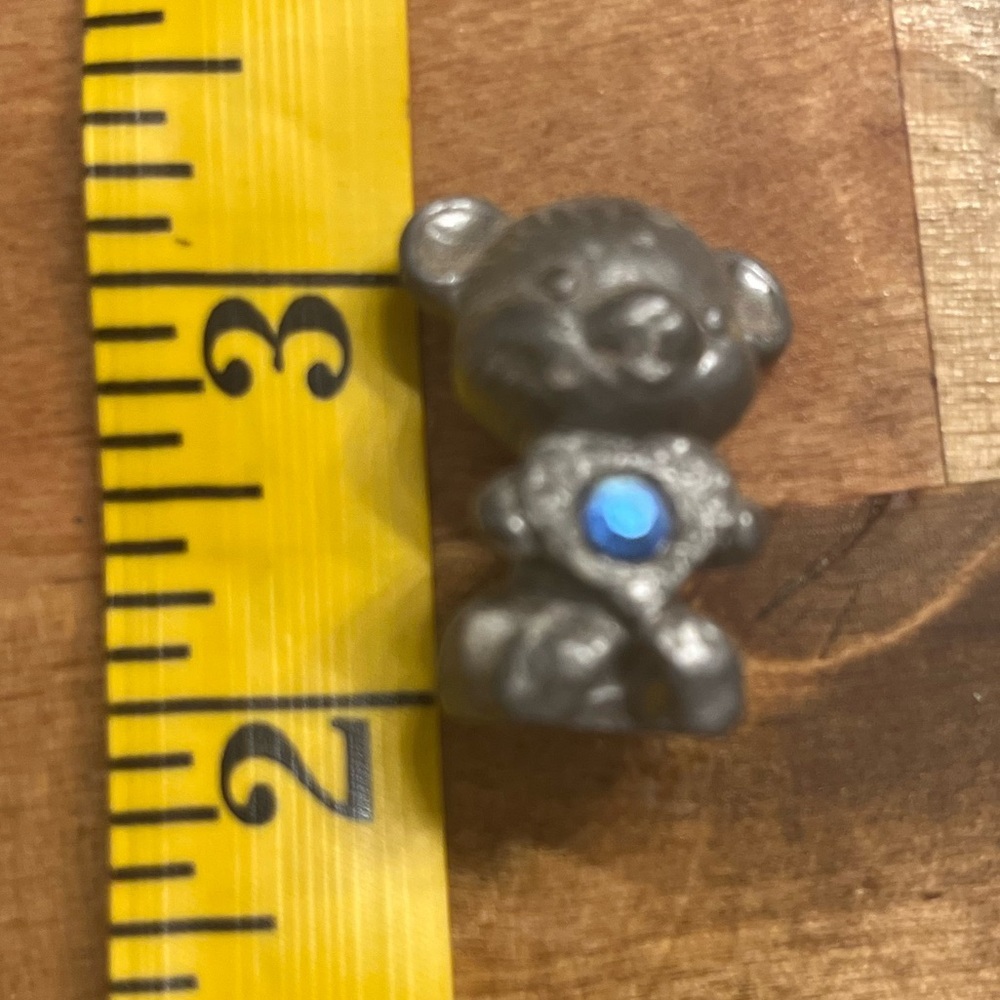 Vintage Pewter Miniature Teddy Bear Figurine with September Birthstone - Picture 3 of 3